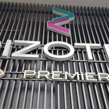 Bizotel Premier Hotel & Residence Бангкок Екстер'єр фото